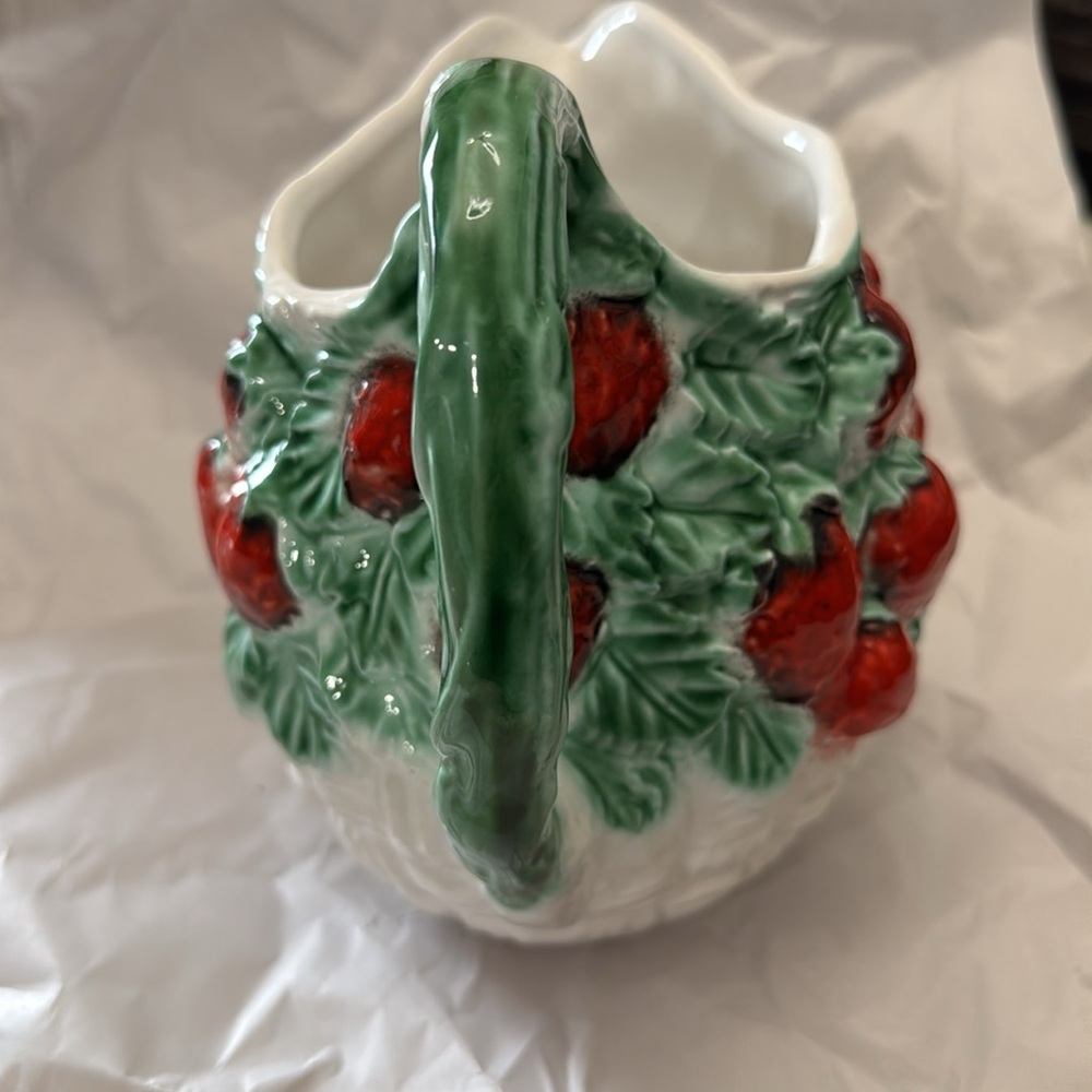 Vintage ITA-LICA ARS Strawberry-Embossed Painted Ceramic 7" Water Pitcher Italy - Picture 5 of 8